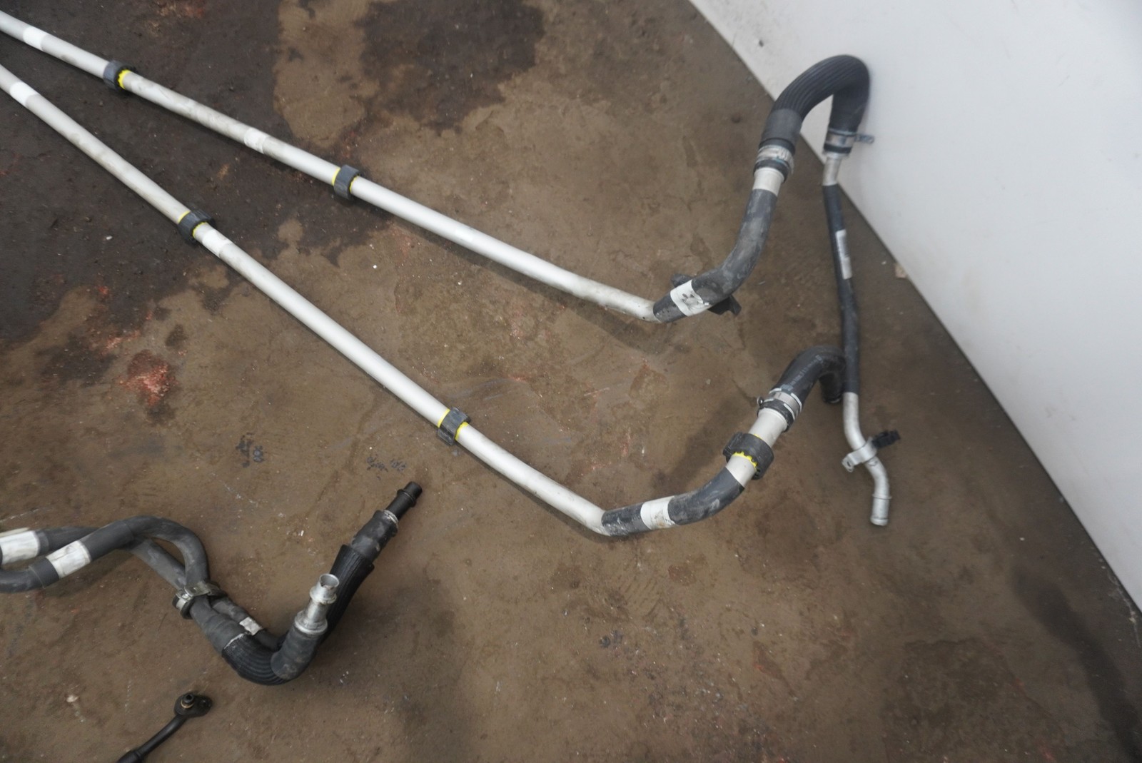 Ferrari California 2018 Hose pipes Set
