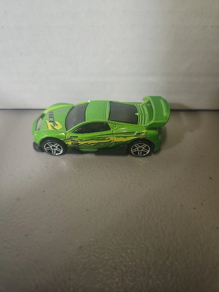Hot Wheels 2001 vintage primeras ediciones verde MS-T SUZUKA 1/64 diecast limpio como nuevo Foto 3 de 4