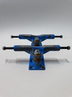 Gullwing HPG IV Pro Skateboard trucks rare original vintage 1980's blue