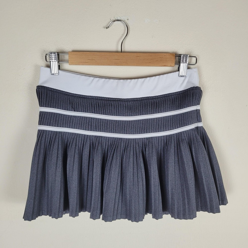 FILA Tennis Skirt Small Gray White Pleated Tennis Athletic Lined Y2K Mini Stripe