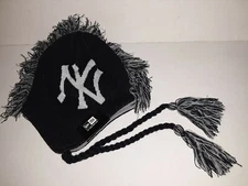 New York Yankees MLB Tassel Hawk New Era Knit Hat