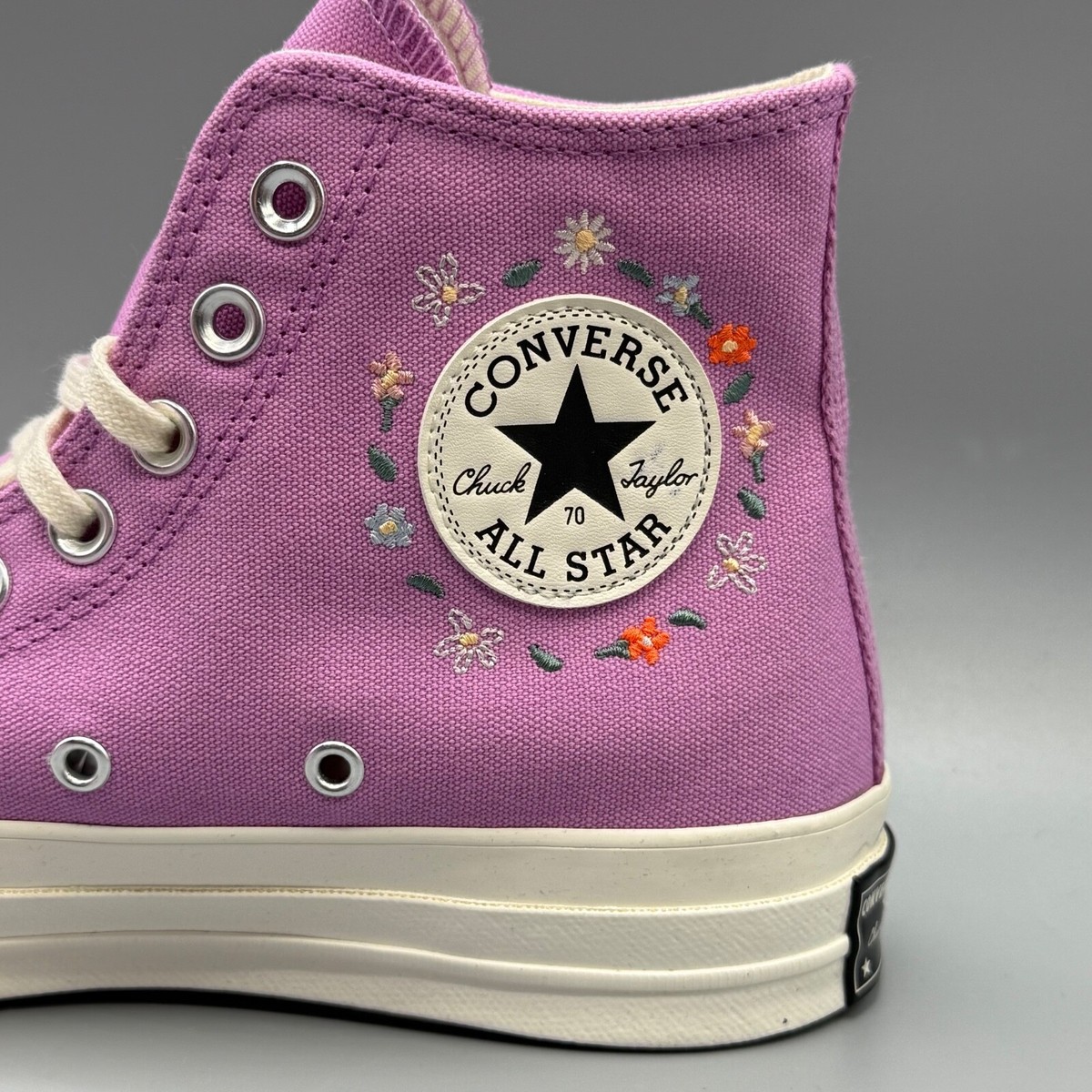 Converse Chuck 70 Women's 6 Hi Top Sneakers Pink Little Flowers