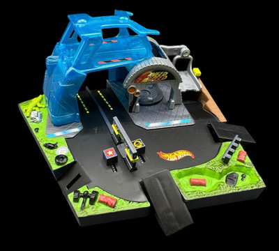 Hot Wheels Need For Speed Playset 2002 Micro Machines Part
