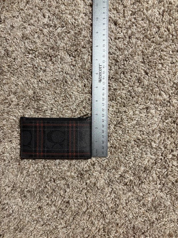Estuche para tarjetas COACH 'Signature Plaid' de lona recubierta con cremallera para hombre, usado Foto 3 de 4