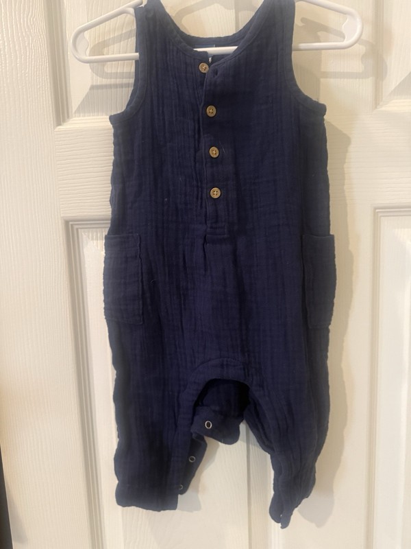Girls Old Navy One Piece Jumper Size 6-12 Months