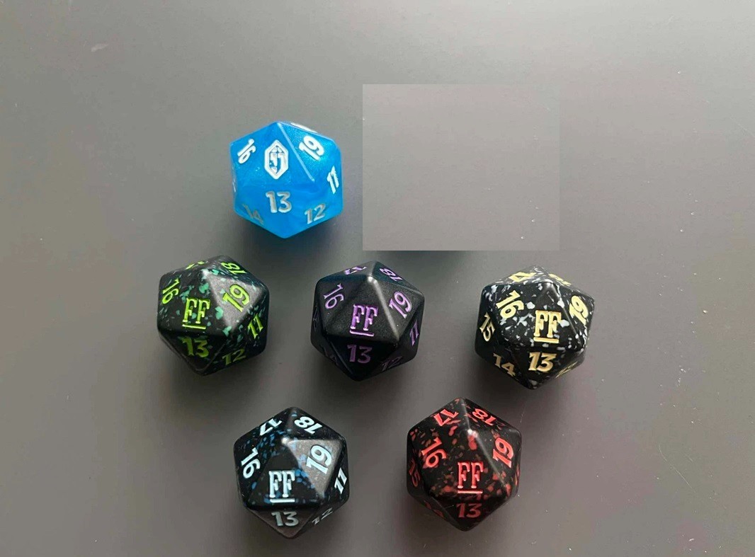 MTG FF FIN Final Fantasy Prerelease Die Dice Spindown D10 D20 Crystal  Purple ... | eBay