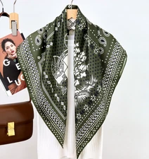 Pure 14 Momme Twill Silk Bandanna Wrap Scarf carriage Print Square Shawl 88X88cm