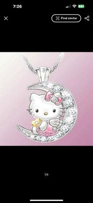 Beautiful Brand New Hello Kitty Necklace