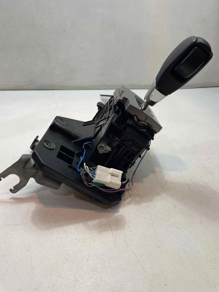 Palanca de cambios de piso con perilla OE 35111al00b se adapta a Subaru Legacy 2015-2019 Foto 2 de 4
