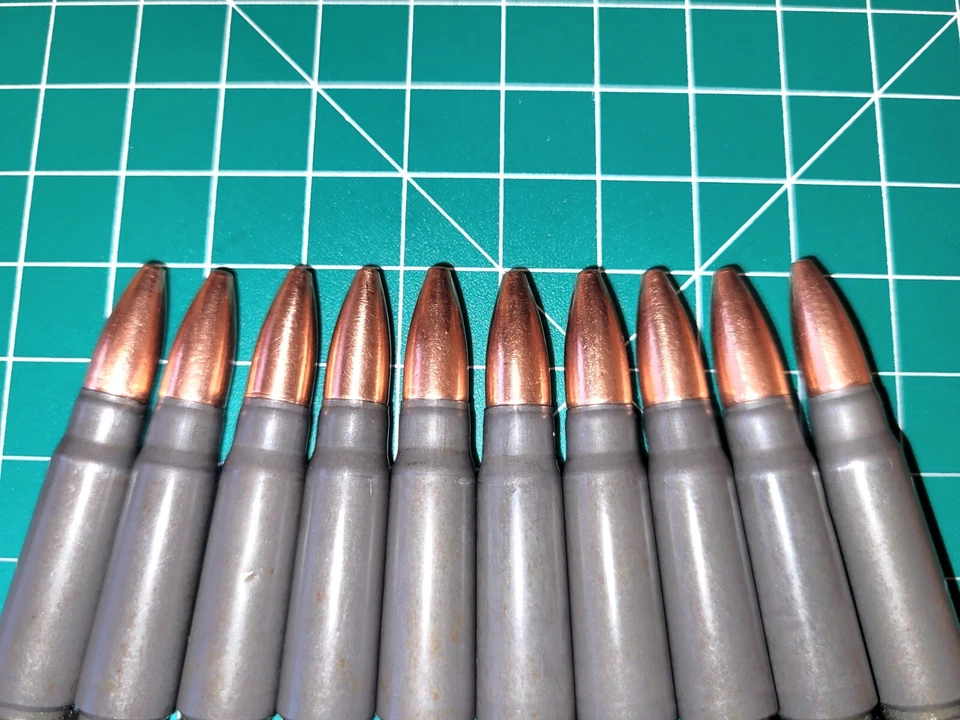 Paquete de 10 tapas a presión 7,62x39 ayudas de entrenamiento en clip pelador SKS estuche de acero Foto 4 de 4