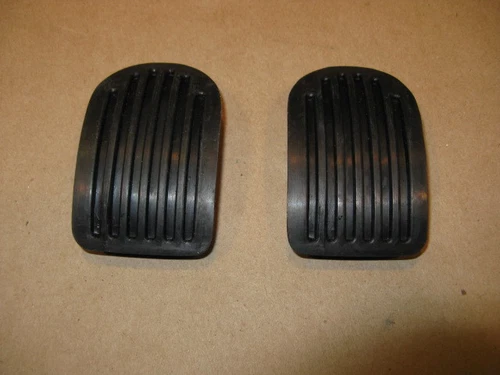 MGB MGA BRAKE & CLUTCH Rubber Pedal Pads  2pc Set