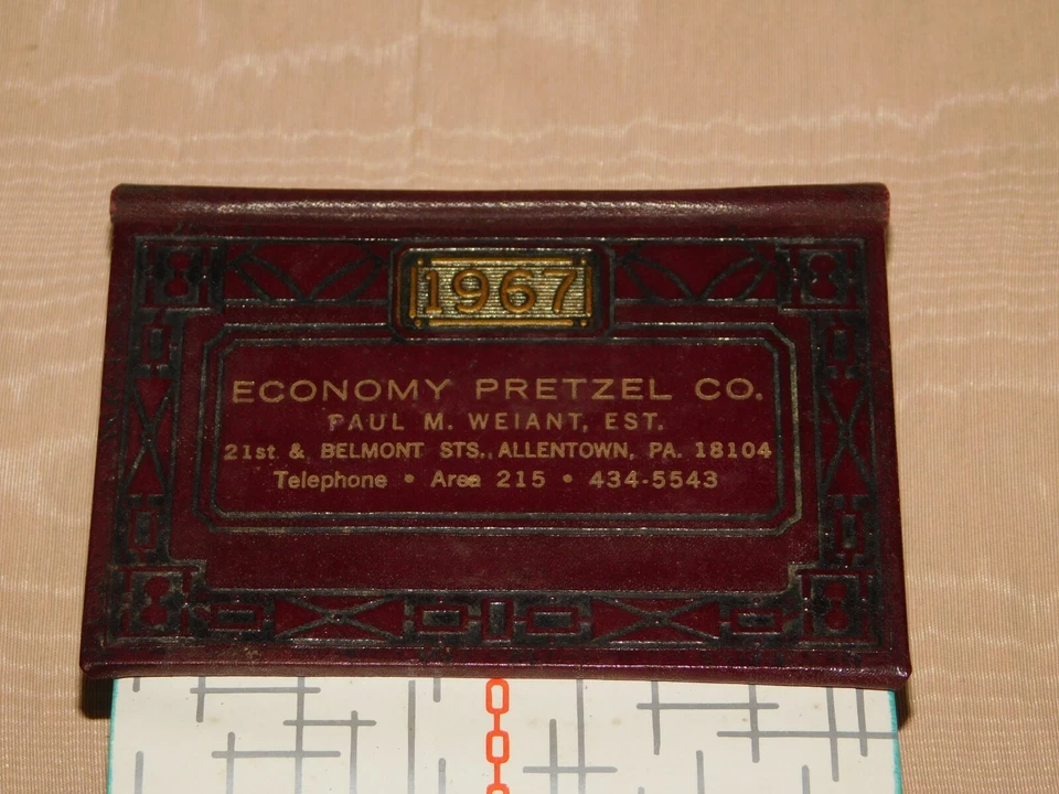 VINTAGE   1967 ECONOMY PRETZEL CO ALLENTOWN PA DESK CALENDAR UNUSED - Image 2 of 4