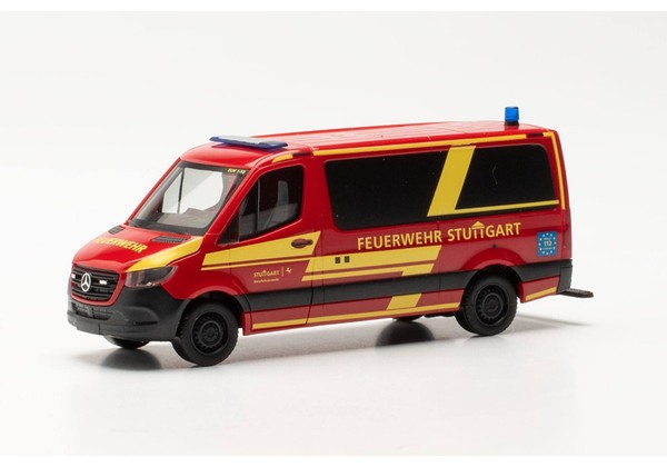 Herpa 097345 | Mb Sprinter ´18 Bus Flachdach | Branddirektion Stuttgart | 1:87-image