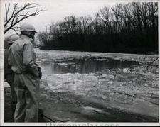 1966 Press Photo Icy Eastlake Chagrin River in Ohio - nef27173