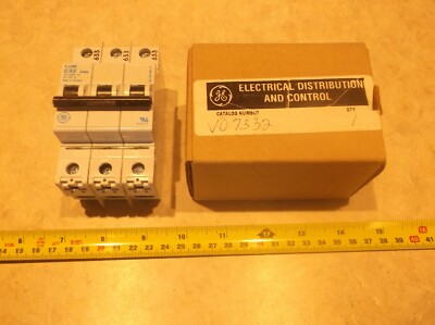 GENERAL ELECTRIC V07332 CIRCUIT BREAKER 32AMP