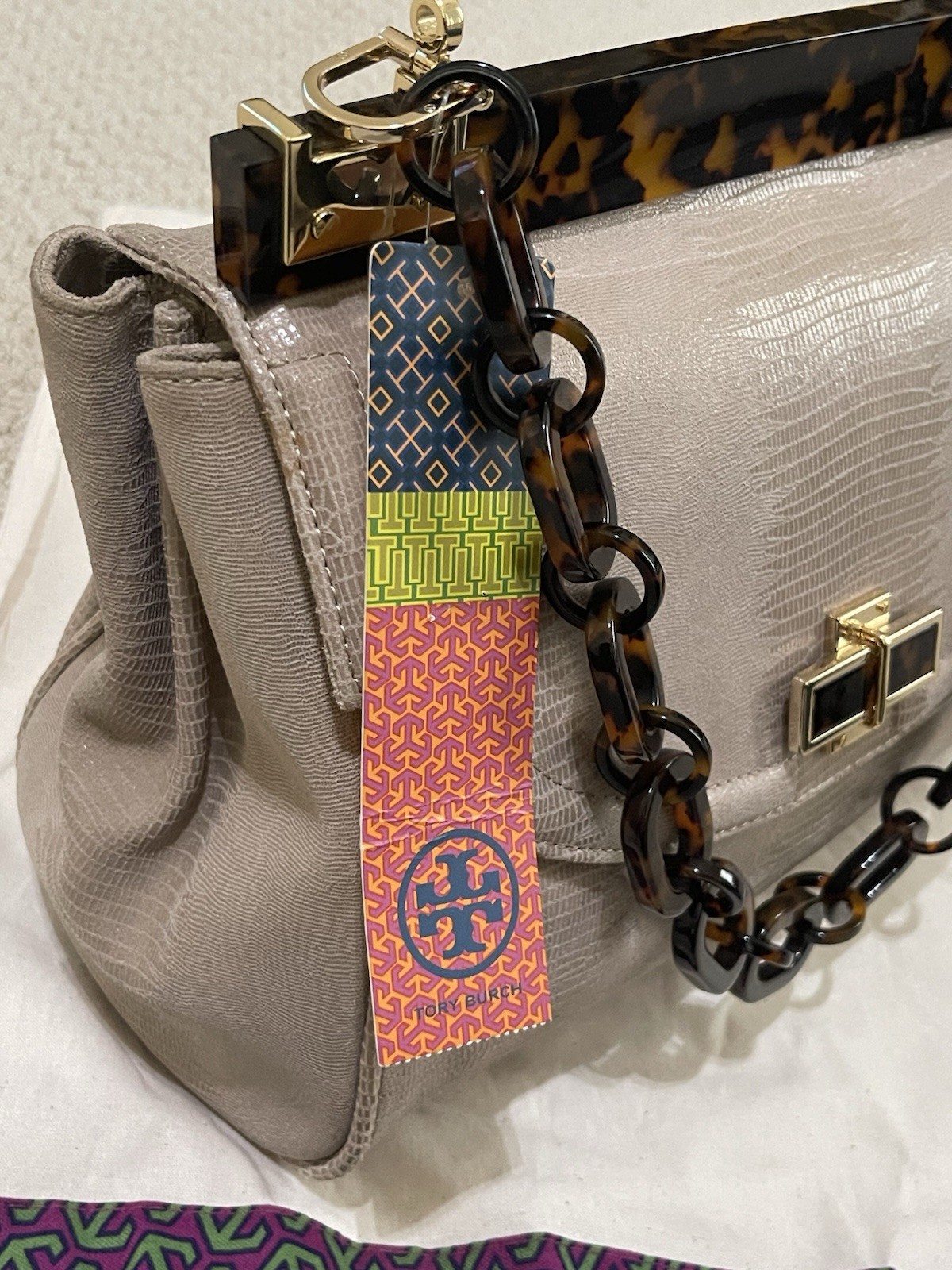 Tory Burch Lizard Medium Resin Top Handbag Rare! NWT image 2