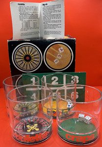 VTG HOWW Mfg. Plastic Casino Executive Glasses w/ Game Rules, Original Box - USA