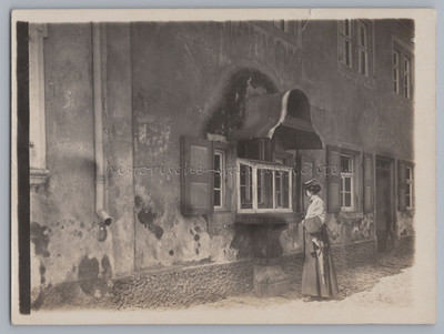 Iphofen LK Kitzingen - Frau vor Schaufenster Bäckerladen - Altes Foto 1910er