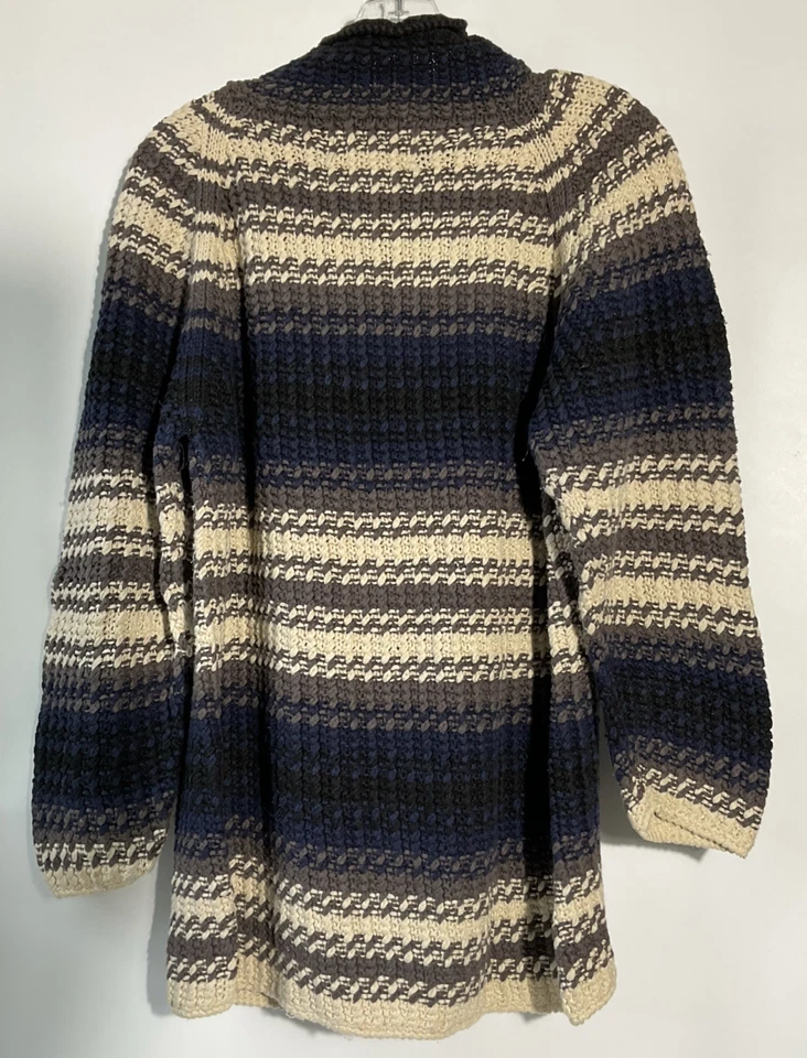 Suéter multicolor tejido a mano estilo Nueva York para mujer cuello falso talla grande Foto 3 de 4