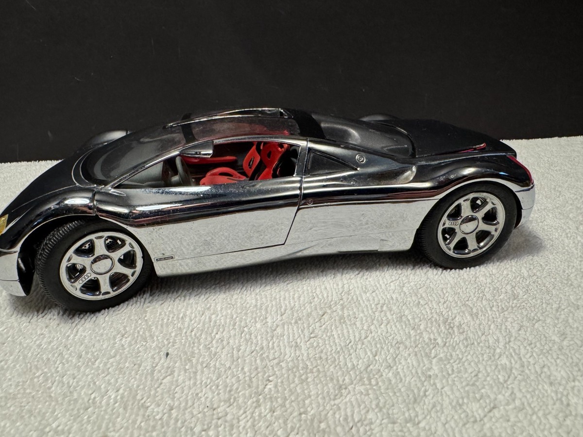 1/18 Audi Avus RevelL AG 1994 Heavy Chromed Diecast Car movable