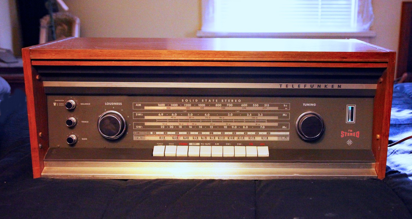Vintage TELEFUNKEN Receiver with Speakers