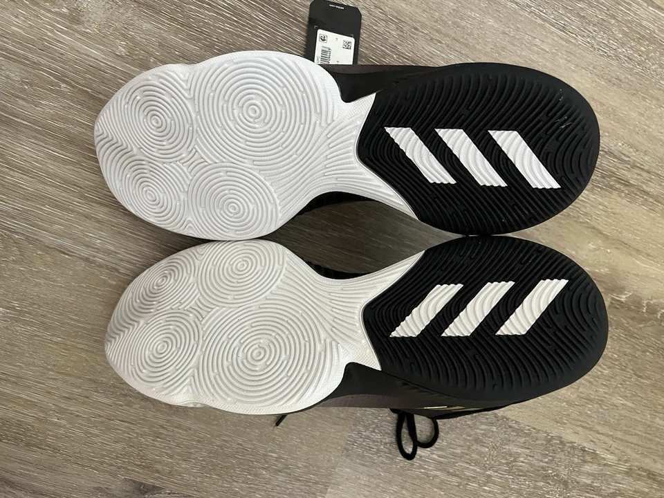 Tênis de basquete Adidas masculino preto Mad Bounce 2018 tamanho 14 D97376 - Imagem 3 de 4