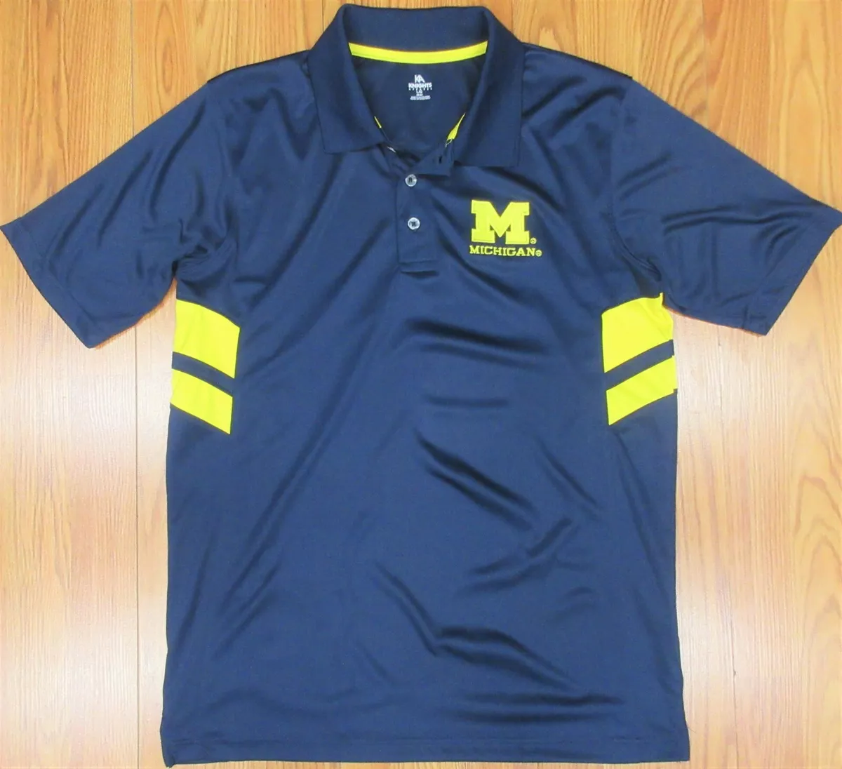 Michigan wolverines golf best sale shirt