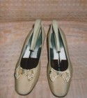 Vintage Saks Fifth Avenue shoes with Rochester Shoe Tree Stretcher Beige — photo 1