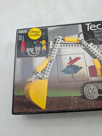 LEGO 8851 Excavator New Sealed MISB Technic Technic 1984 Vintage 80s 1980s