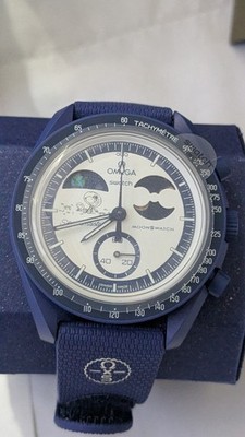 Swatch x OMEGA Snoopy MoonSwatch SO33N702L Mission to Earthphase
