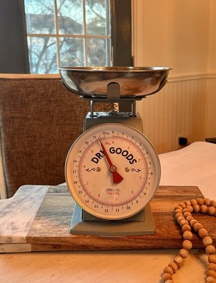 Vintage Inspired Gray Metal Dry Goods Kitchen Scale 22lb/10kg Farmhouse Decor