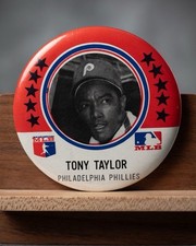 1969 MLBPA Pinbacks Tony Taylor Philadelphia Phillies 2 1/4