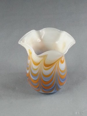 W. E. Porter Free Blown Handcrafted Small Art Glass Vase Dayton Ohio