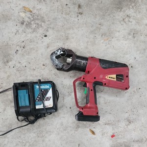 BURNDY PAT644-LI Patriot Hydraulic Crimper Dieless Crimping NewBatteryandcharger