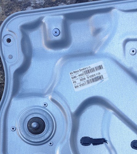 KIA CEED Mk1 ED 2010/11 ESTATE O/S REAR MANUAL WINDOW REGULATOR 83480-1H030 - Picture 3 of 23