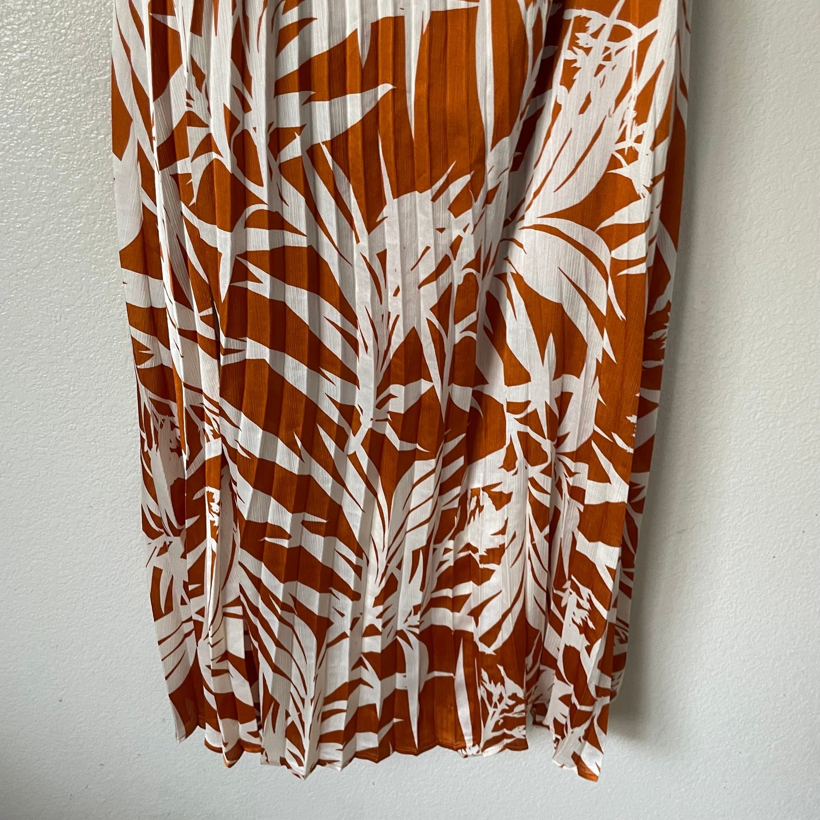 Lulus Dress Womens Small Orange Cream Kalena Maxi Halter Pleated Palm Tree Boho