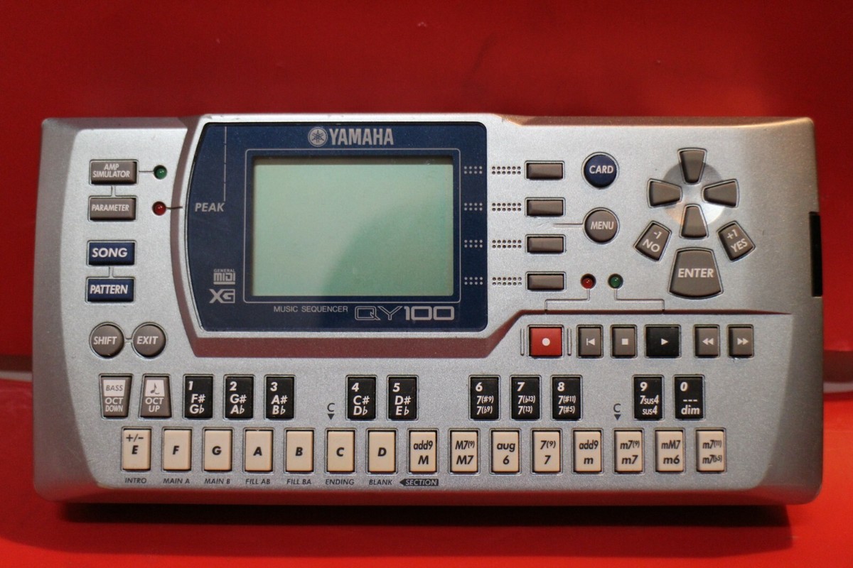 USED YAMAHA QY100 QY 100 Sampler Sequencer Sound Module U1449