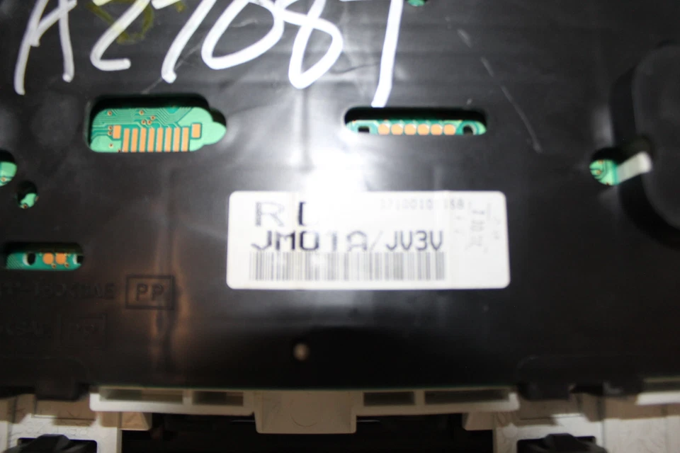 Cuadro de instrumentos velocímetro indicadores del panel de instrumentos Nissan Rogue 2008 137.994 millas Foto 3 de 4