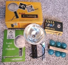 KODAK B-C FLASHOLDER Brown Original Book Bracket Box Booklet 6 Flash Bulbs 1950s