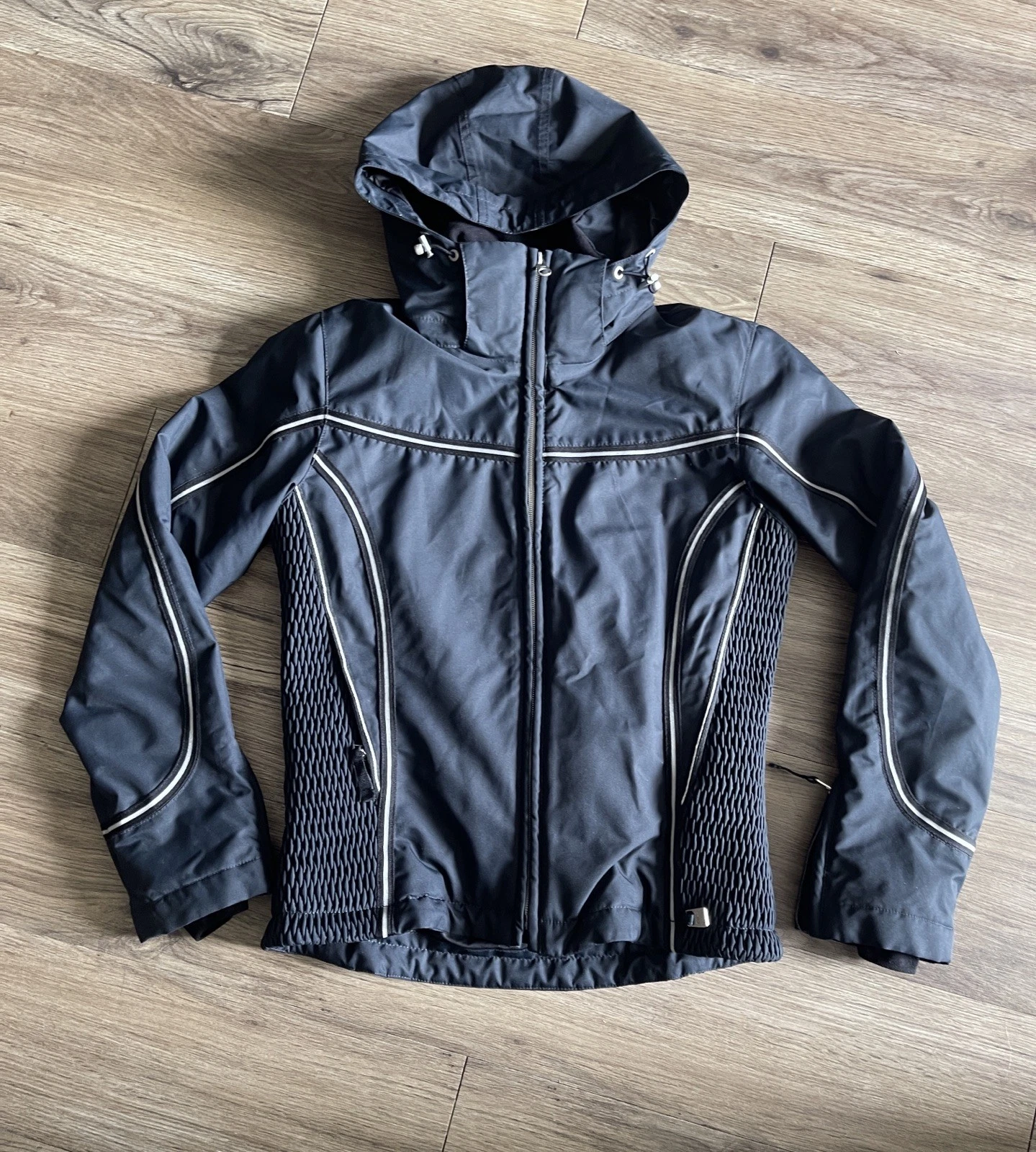 NILS Women’s 4 Ski Jacket Black Insulated Hooded Snow Coat Winter Zip Pockets