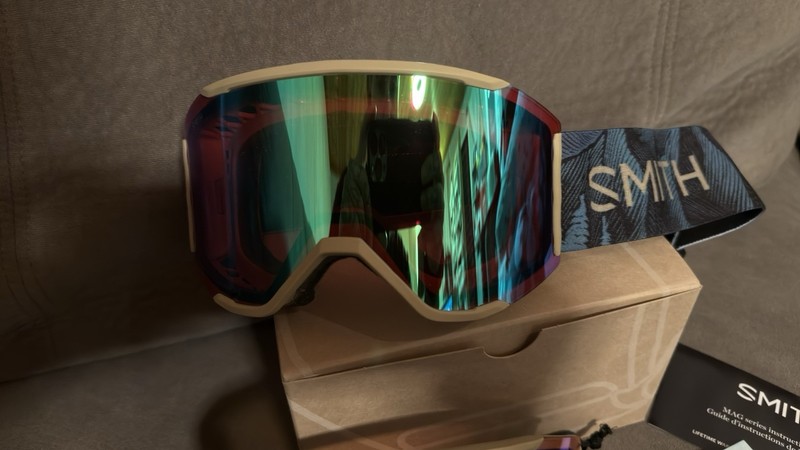 Smith Squad MAG Snow Goggles - 2027 - Chromapop High Fives