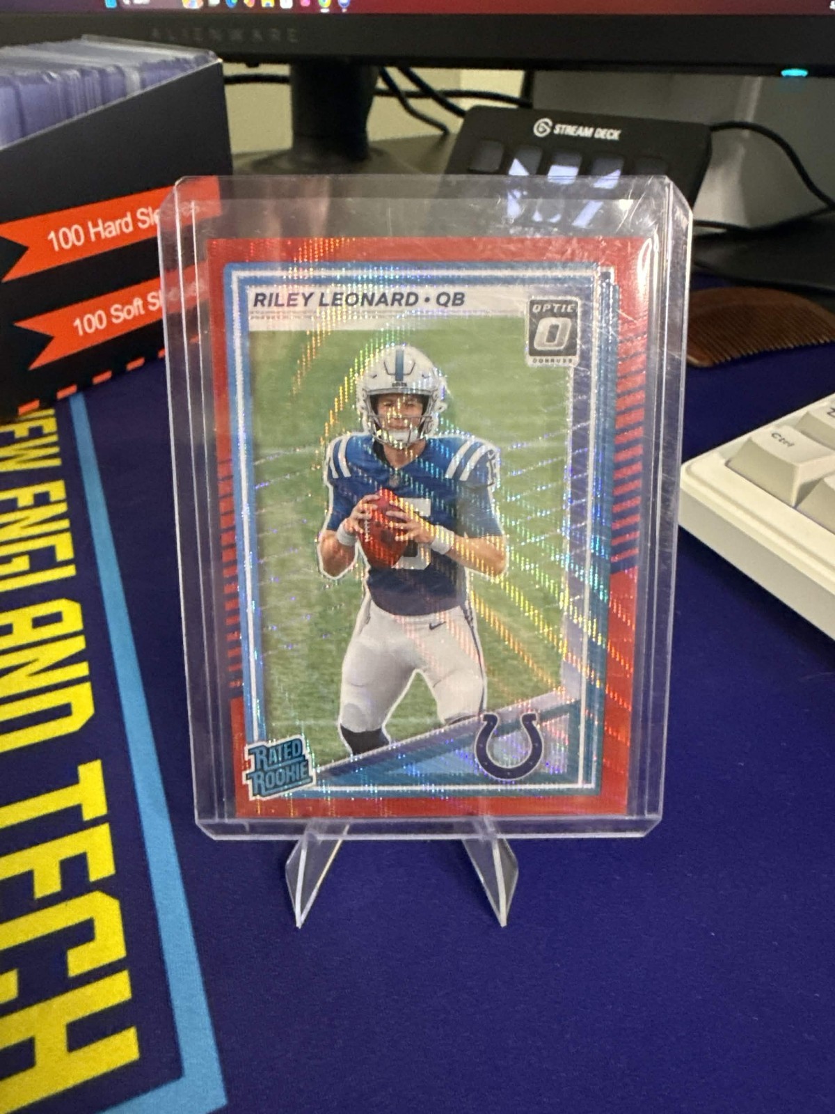 2025 Panini Donruss - Rated Rookie Riley Leonard #341 Optic Preview Red Wave