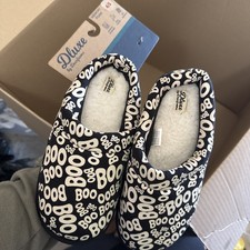 Dluxe by dearfoams slippers Size 4/5 Boo Print