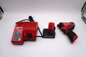 Milwaukee 3453-20 M12 FUEL 1/4" Hex Impact Driver Kit XC4.0 Battery Charger