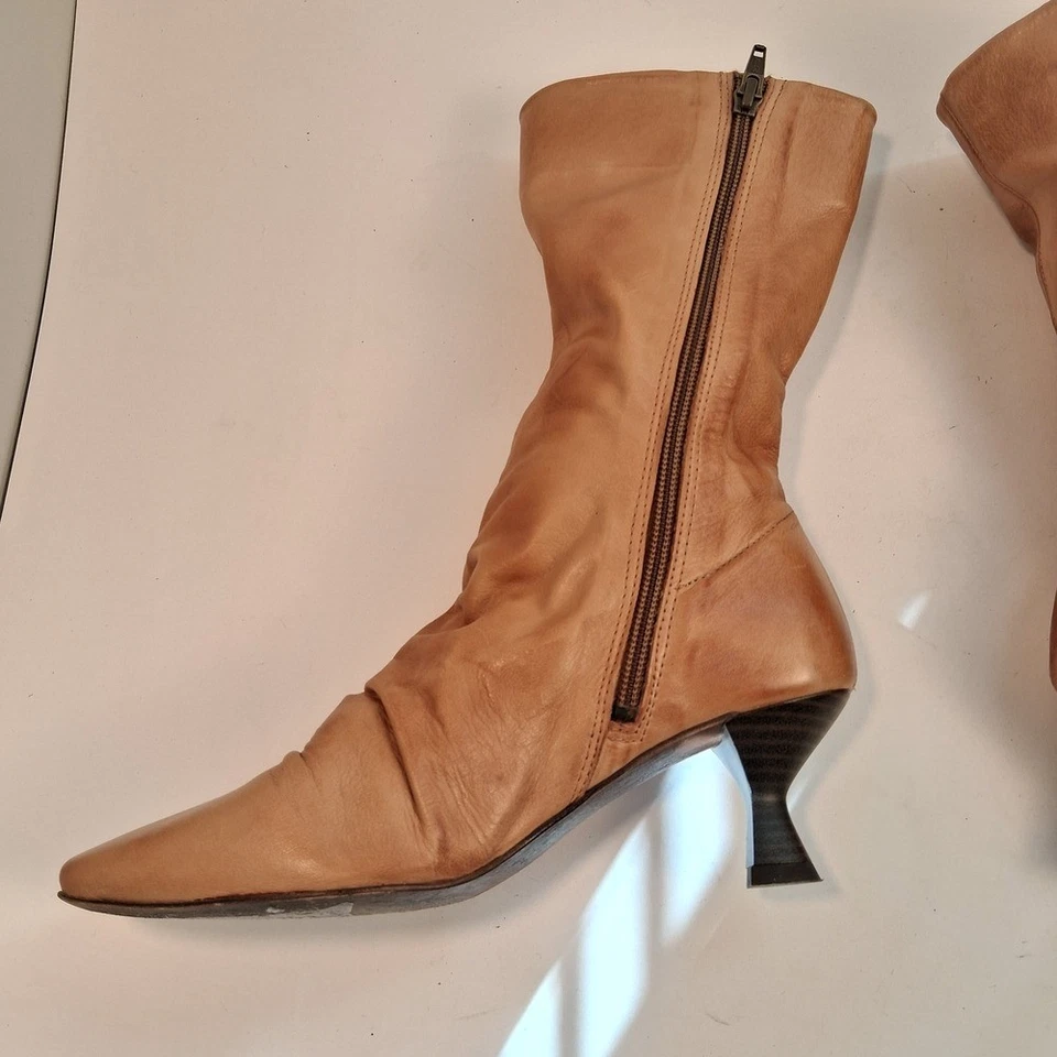 Botas de cuero vintage Portugal a mitad de pantorrilla Y2K tostado 6,5-7 Foto 4 de 4