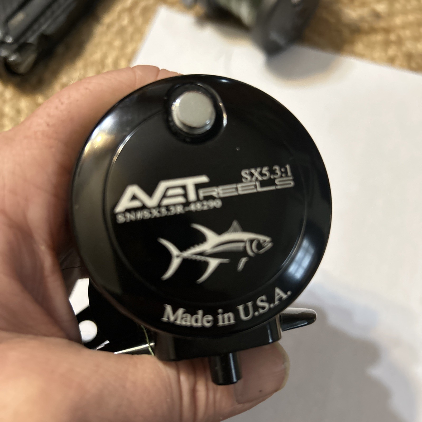 Original Avet SX 5.3:1 Single Speed Reel - Tuna Logo - Black