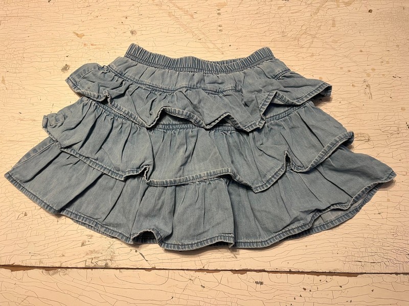 Girl's HANNA ANDERSSON Size 130 (8) Chambray Tiered Skort