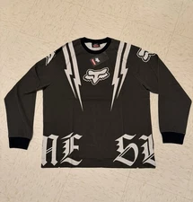 Supreme®/Fox Racing® L/S Top  Size L