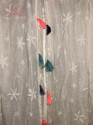American Eagle Outfitters White Scarf Tassel - Picture 4 of 5