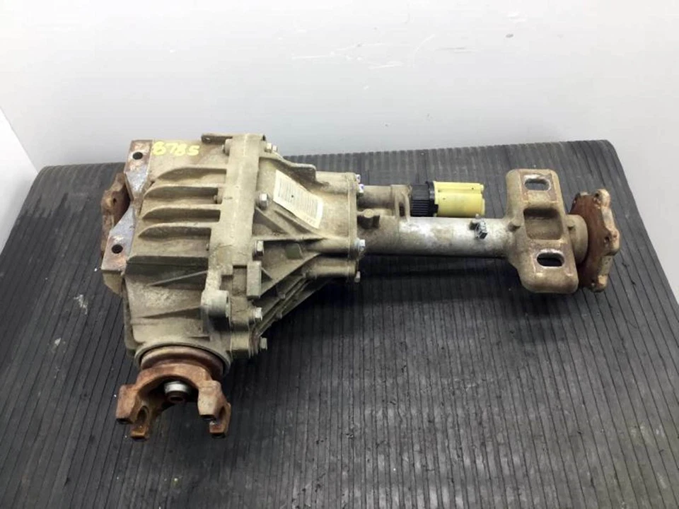 2009-2013 Chevy Tahoe Front Axle Differential Carrier 3.42 Ratio Opt GU6 Foto 2 de 4